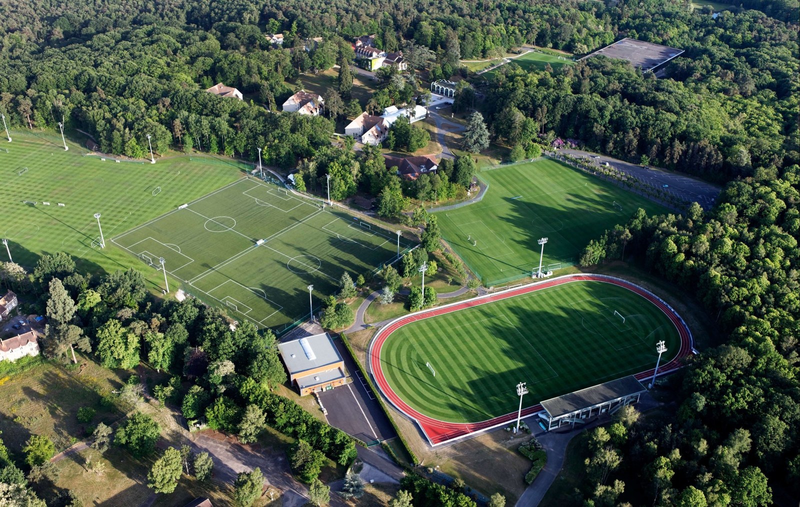 Complexe sportif vue aérienne